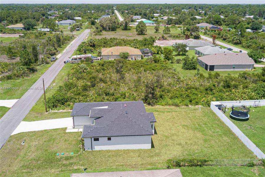 Image 17 of a home in . Image 17 of a home in .