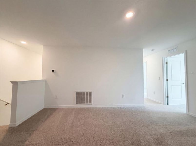 Spacious, unfurnished interior of a new home in , Parrish (Image 24).