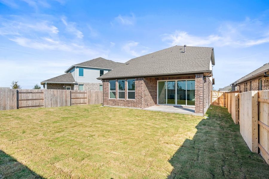 Exterior details and patio area of a home in Flora, Hutto (Image 23).