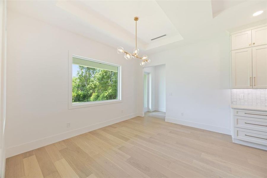 Spacious, unfurnished interior of a new home in , Tarpon Springs (Image 25). Spacious, unfurnished interior of a new home in , Tarpon Springs (Image 25).