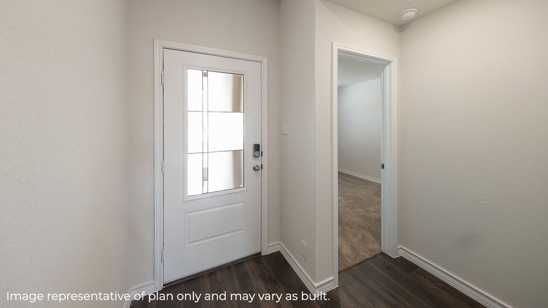 Spacious, unfurnished interior of a new home in Tamarron, Fulshear (Image 8).