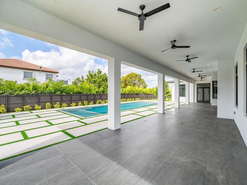 Image 76 of a home in .