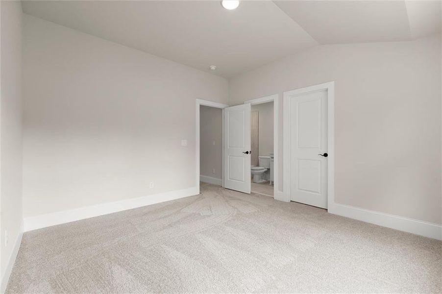Spacious, unfurnished interior of a new home in , Flowery Branch (Image 48). Spacious, unfurnished interior of a new home in , Flowery Branch (Image 48).
