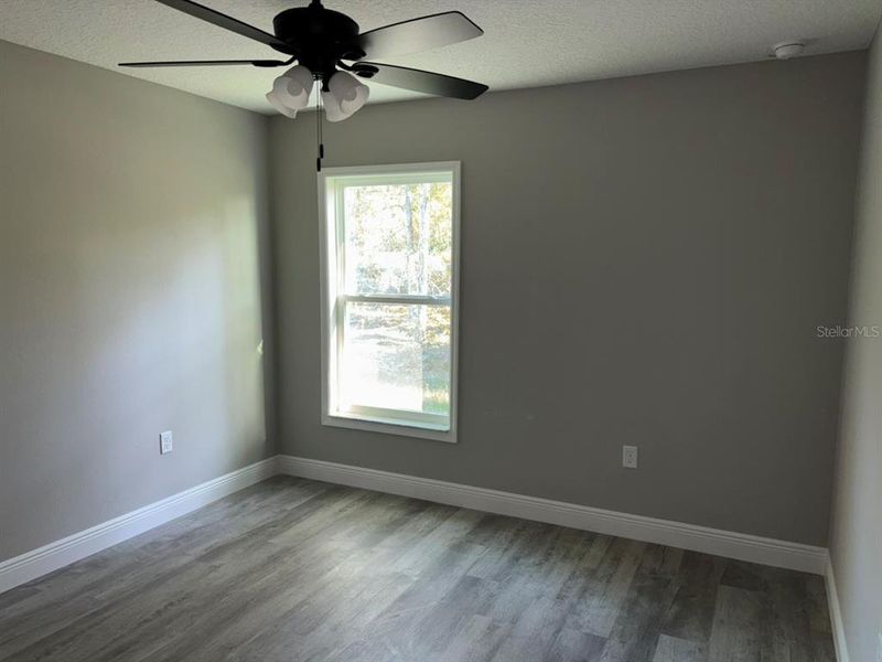 Spacious, unfurnished interior of a new home in , Dunnellon (Image 13).