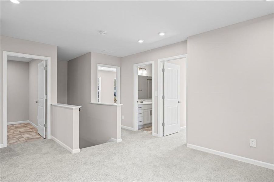 Spacious, unfurnished interior of a new home in Sage Woods, Dallas (Image 28).