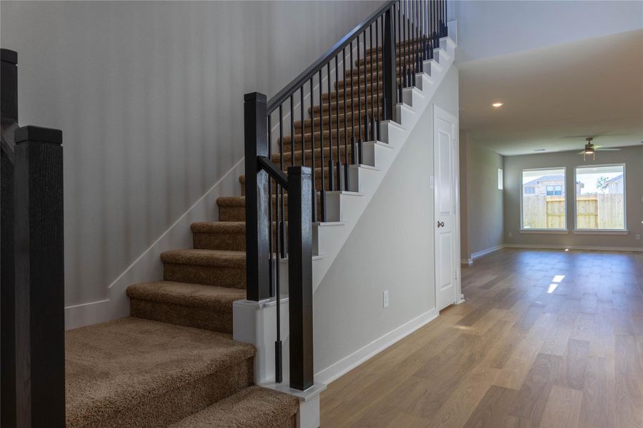 Spacious, unfurnished interior of a new home in La Segarra 40', Brookshire (Image 13).