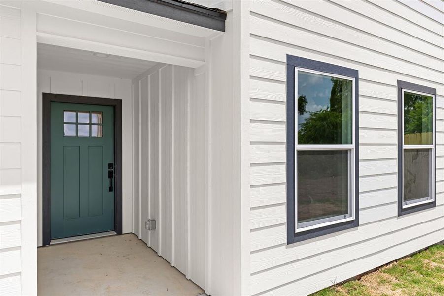 Exterior details and patio area of a home in , Robinson (Image 3).