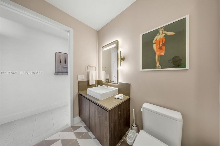 Furnished interior view inside a new home in Natiivo Miami, Miami (Image 13). Furnished interior view inside a new home in Natiivo Miami, Miami (Image 13).