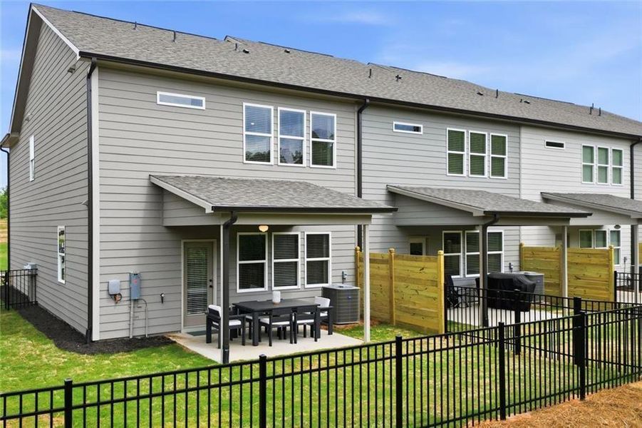Exterior details and patio area of a home in , Jasper (Image 26).