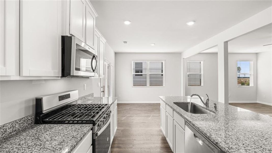 Image 29 of a home in Poplar Preserve.