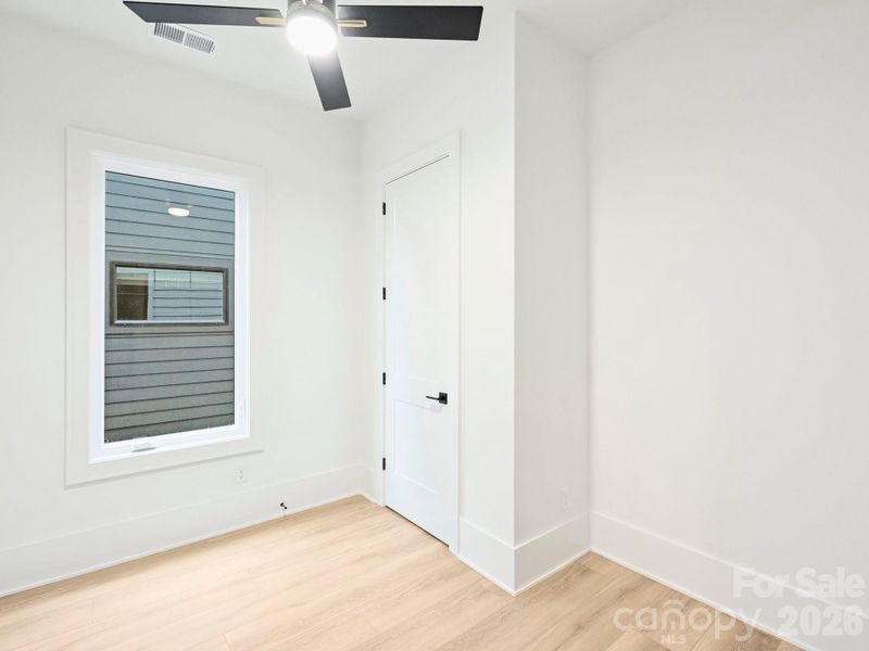 Spacious, unfurnished interior of a new home in , Charlotte (Image 27).