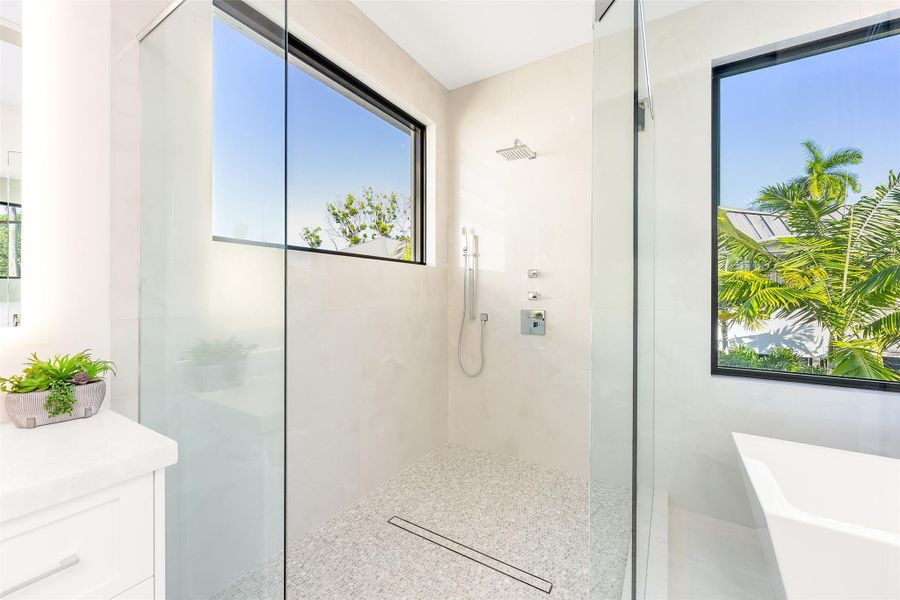 Furnished interior view inside a new home in , Fort Lauderdale (Image 14).