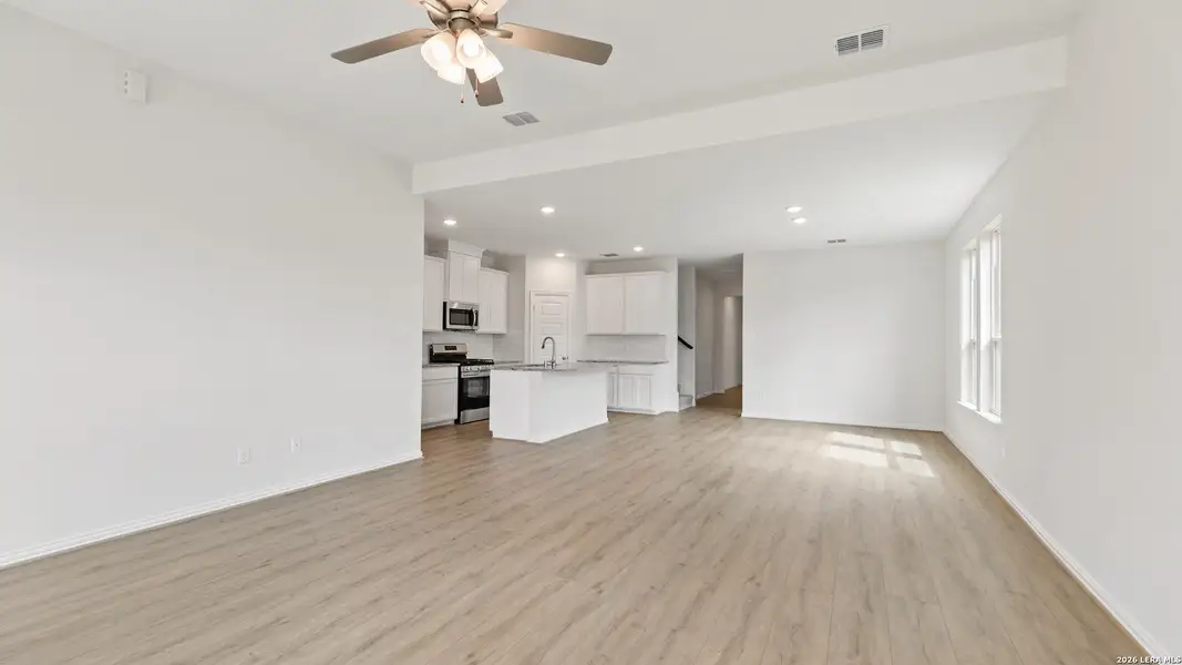 Spacious, unfurnished interior of a new home in Prominence, San Antonio (Image 12). Spacious, unfurnished interior of a new home in Prominence, San Antonio (Image 12).