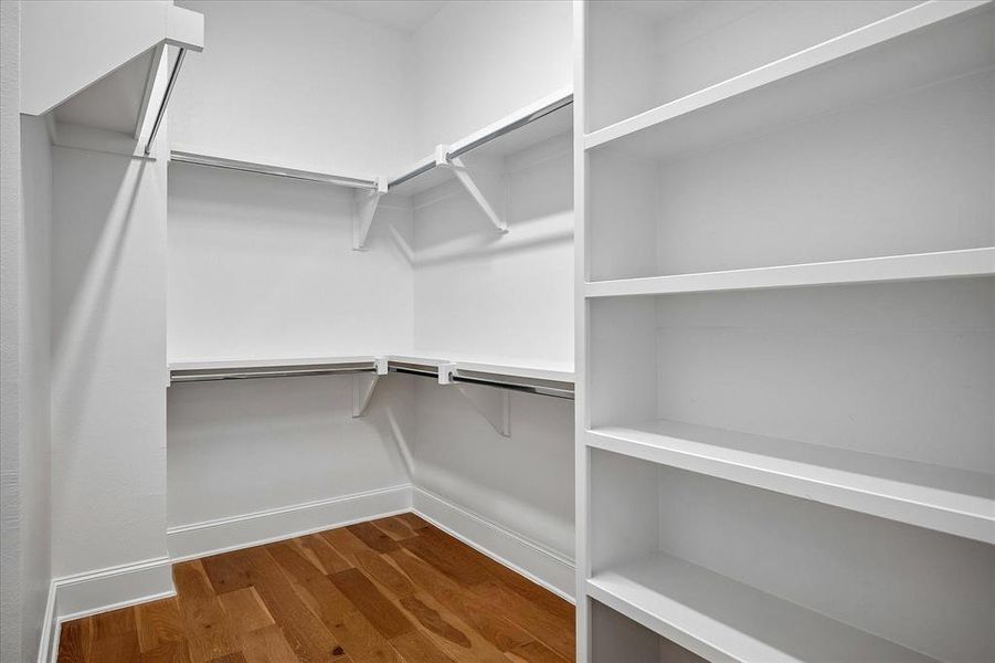 Spacious, unfurnished interior of a new home in , Addison (Image 31).