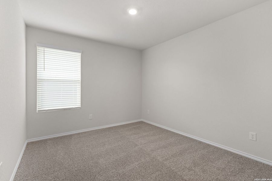 Spacious, unfurnished interior of a new home in Redbird Ranch, San Antonio (Image 18).