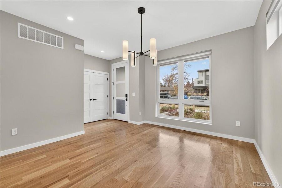 Spacious, unfurnished interior of a new home in , Denver (Image 20).