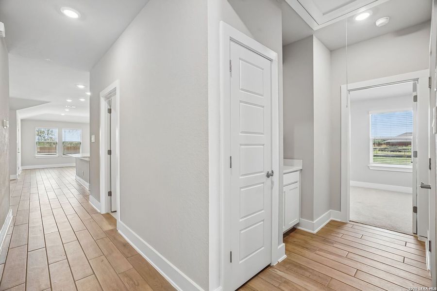 Spacious, unfurnished interior of a new home in Carmel Ranch, Schertz (Image 36). Spacious, unfurnished interior of a new home in Carmel Ranch, Schertz (Image 36).
