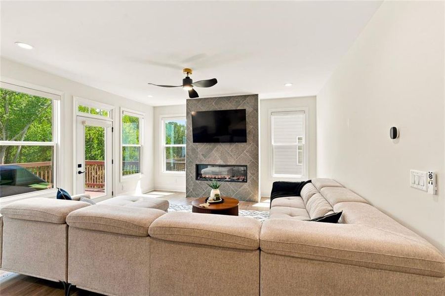 Furnished interior view inside a new home in , Woodstock (Image 36).