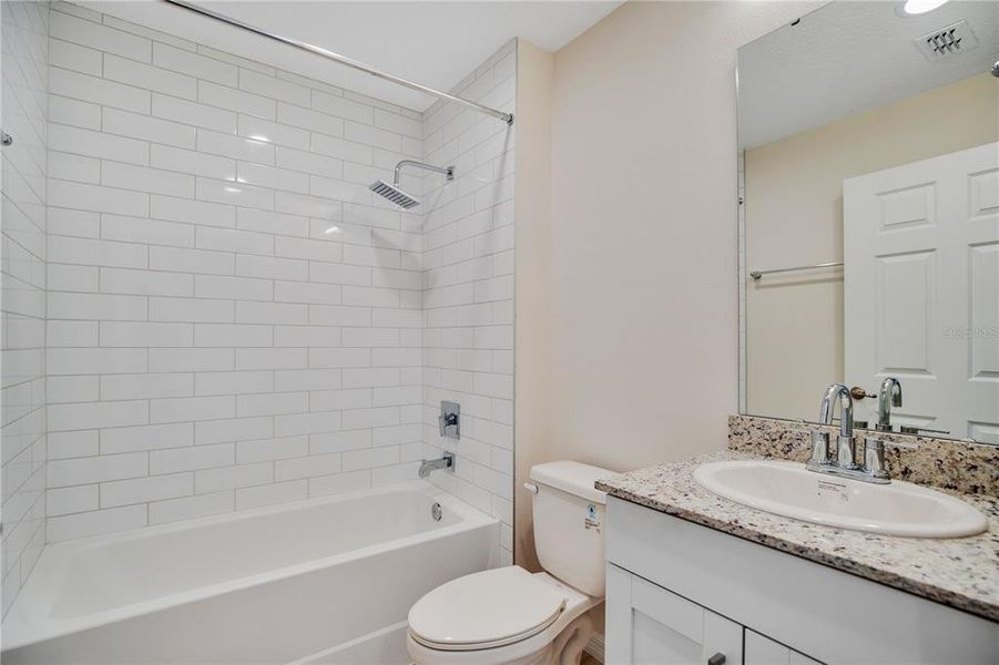 Furnished interior view inside a new home in , Kissimmee (Image 7).