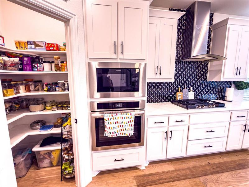 Furnished interior view inside a new home in Union Park, Aubrey (Image 4).