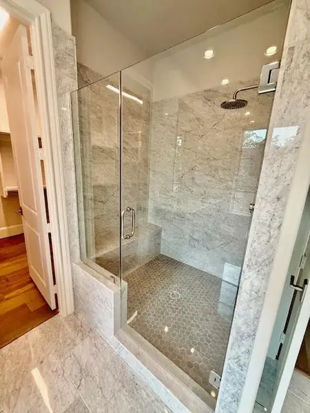 Image 13 of a home in Raintree. Image 13 of a home in Raintree.