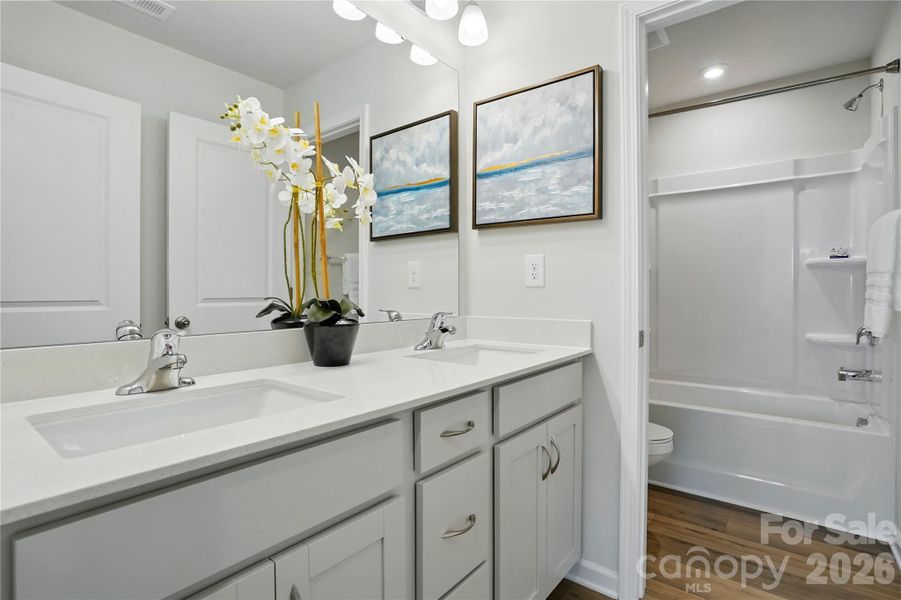 Photos from another completed Cascades for representation only. Eterior elevation/colors and interior finishes may vary.