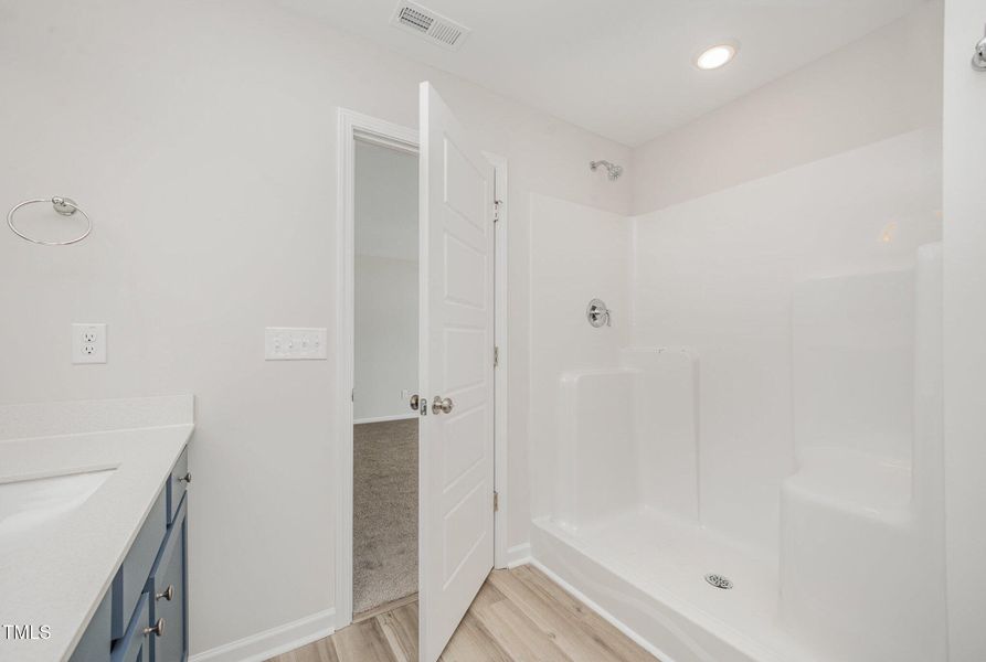 58 W Emily Gardens 21 58 W Emily Gardens 21