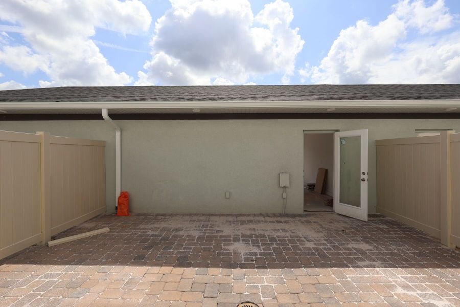 Exterior Exterior