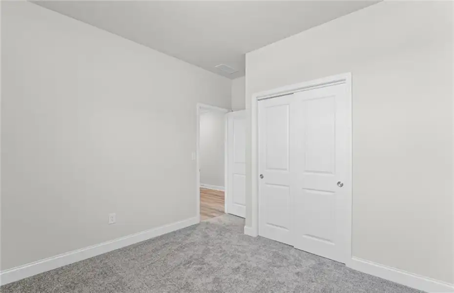 Spacious, unfurnished interior of a new home in Overland, Locust Grove (Image 24).
