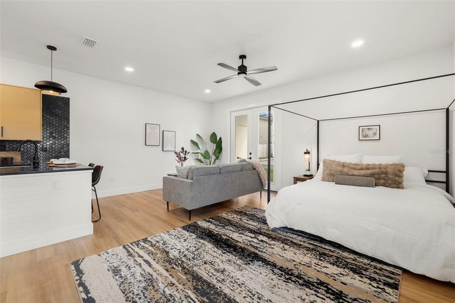 Furnished interior view inside a new home in , Tampa (Image 31).