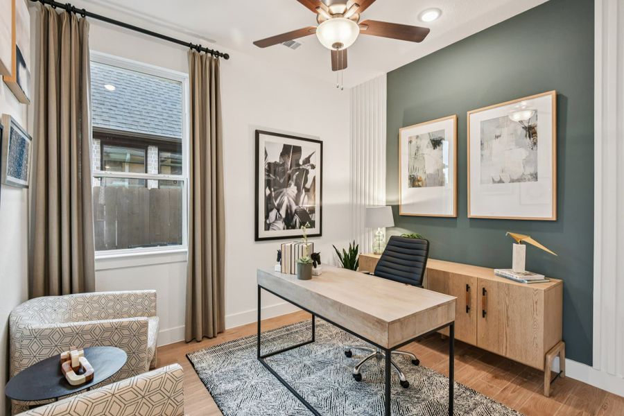 Furnished interior view inside a new home in Wildrye, Waller (Image 17).