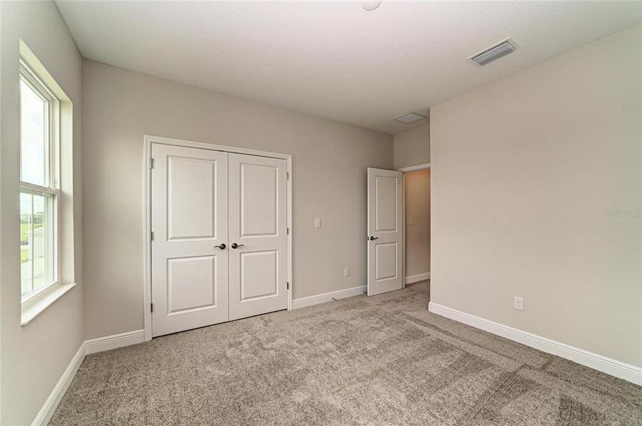Spacious, unfurnished interior of a new home in North River Ranch, Parrish (Image 36).