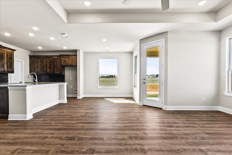 Spacious, unfurnished interior of a new home in Honeysuckle Ranch, Springtown (Image 21).