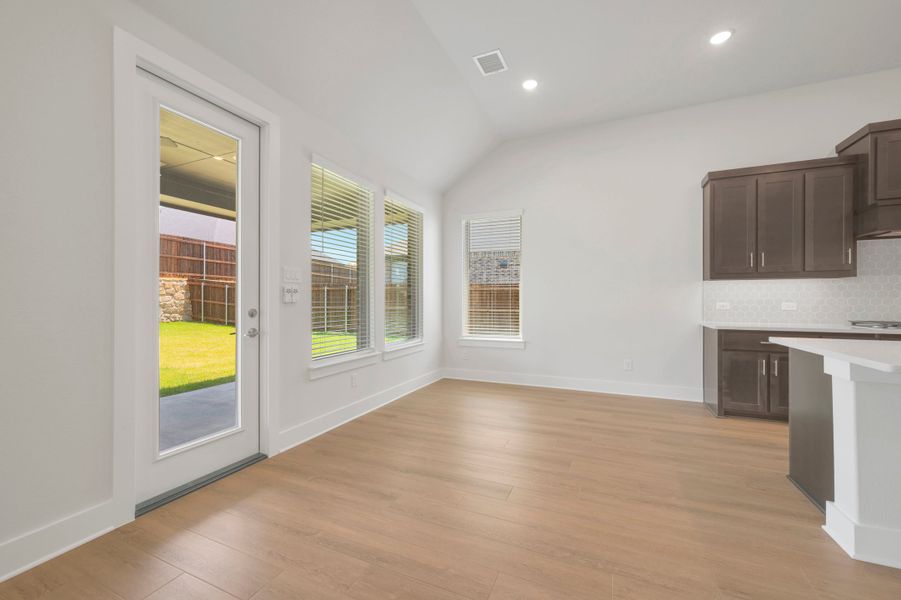 Spacious, unfurnished interior of a new home in View at the Reserve, Mansfield (Image 21).