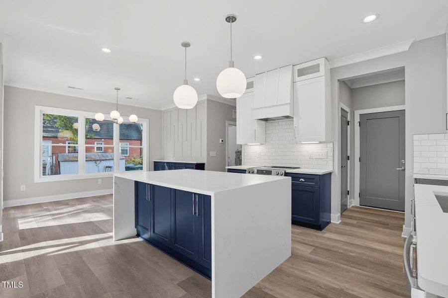 304 King Charles Unit 1-49 304 King Charles Unit 1-49