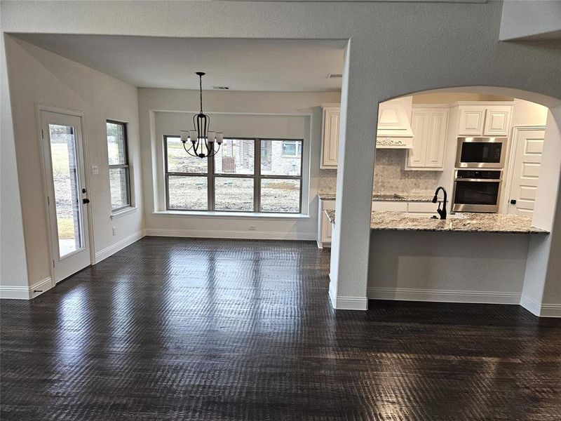 Spacious, unfurnished interior of a new home in , Van Alstyne (Image 14). Spacious, unfurnished interior of a new home in , Van Alstyne (Image 14).