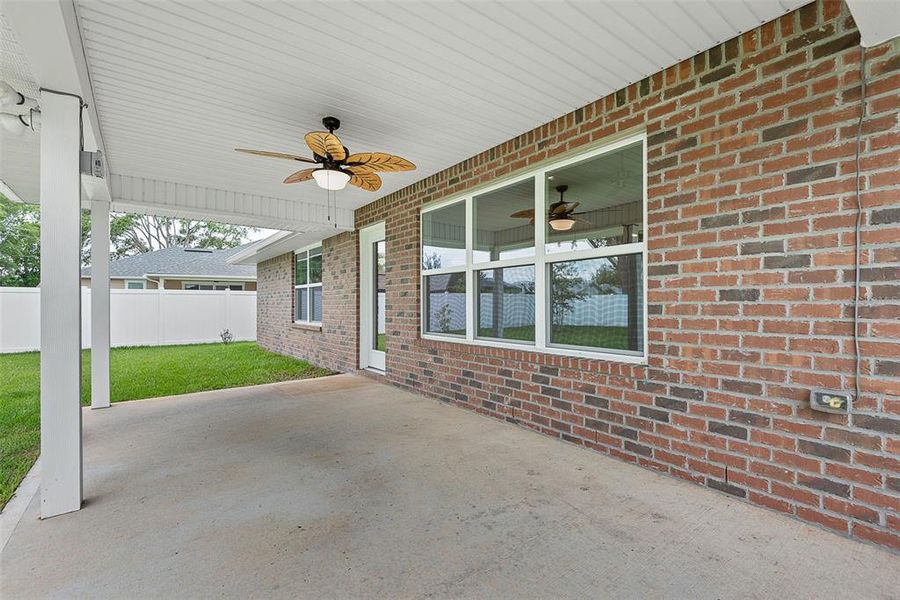 Exterior details and patio area of a home in Palm Coast, Palm Coast (Image 3).