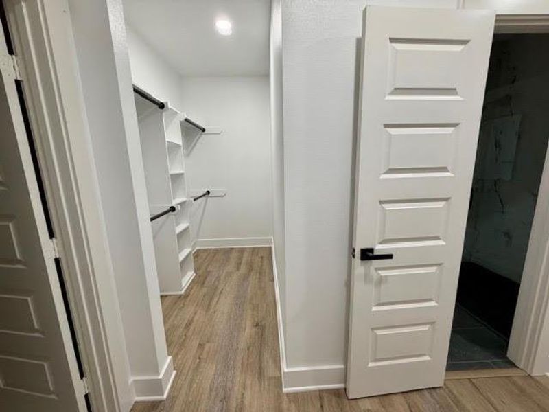 Image 36 of a home in .