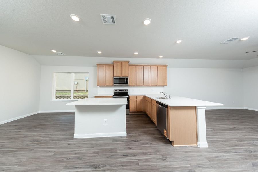 Furnished interior view inside a new home in Lake Conroe Area Homes, Montgomery (Image 12).