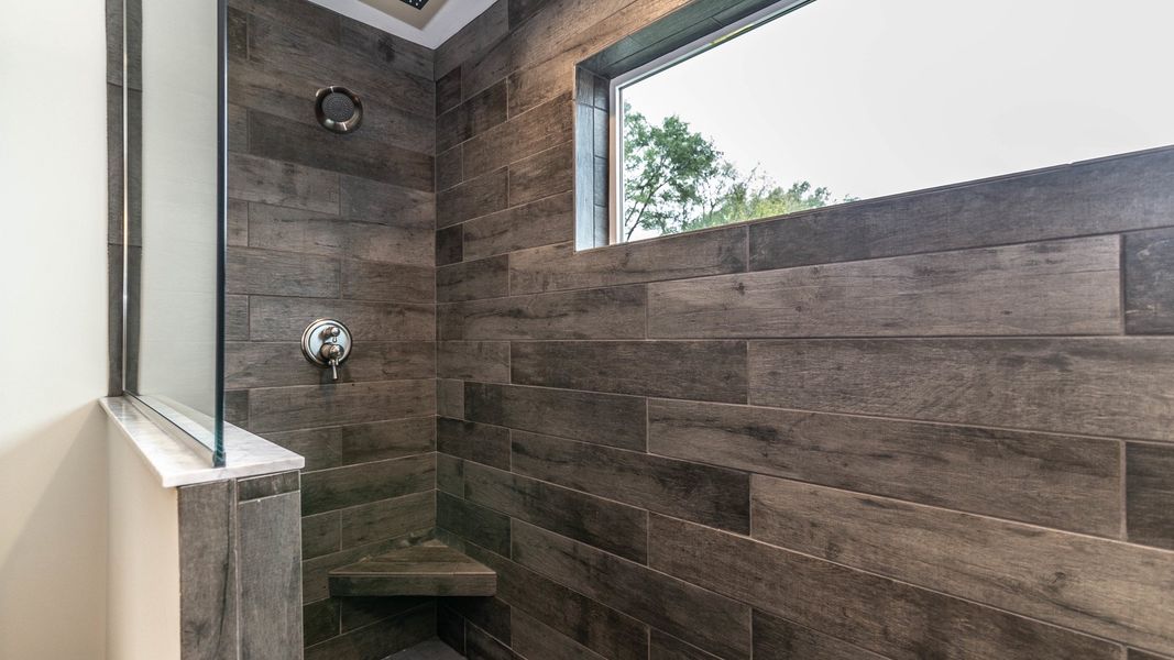 Representative interior finishes for a home built from the The Yorkshire by Norfolk Homes in Coronado Estates, Jackson (Image 23).
