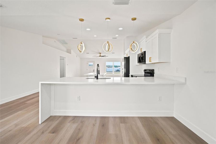 Furnished interior view inside a new home in , Ocala (Image 7).