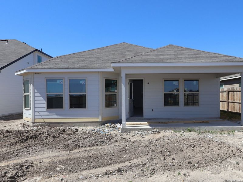 Image 32 of a home in Agave.
