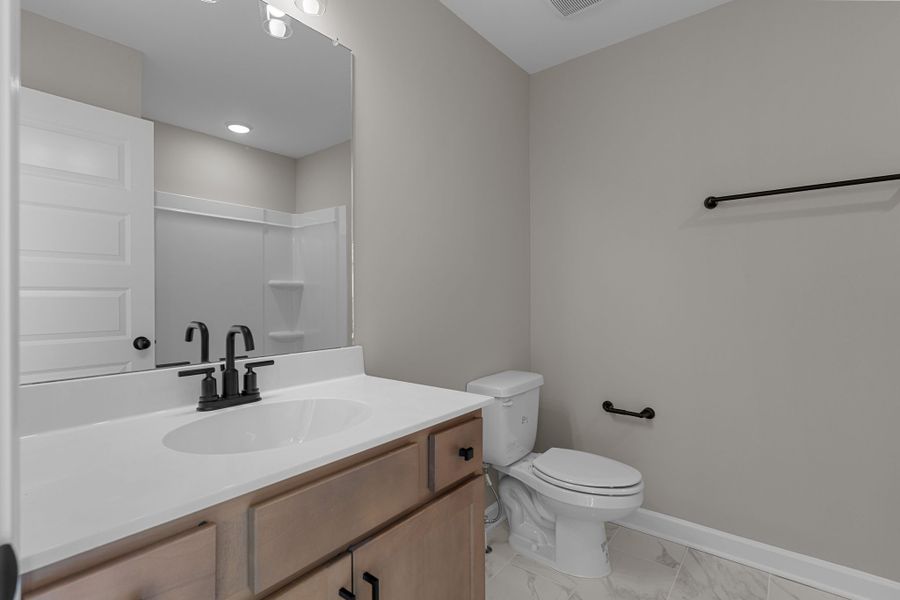 Furnished interior view inside a new home in Oxford Station, Gallatin (Image 11).