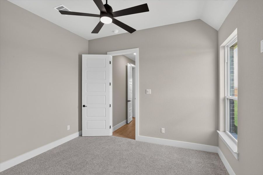 Spacious, unfurnished interior of a new home in Coyote Crossing, Godley (Image 34).