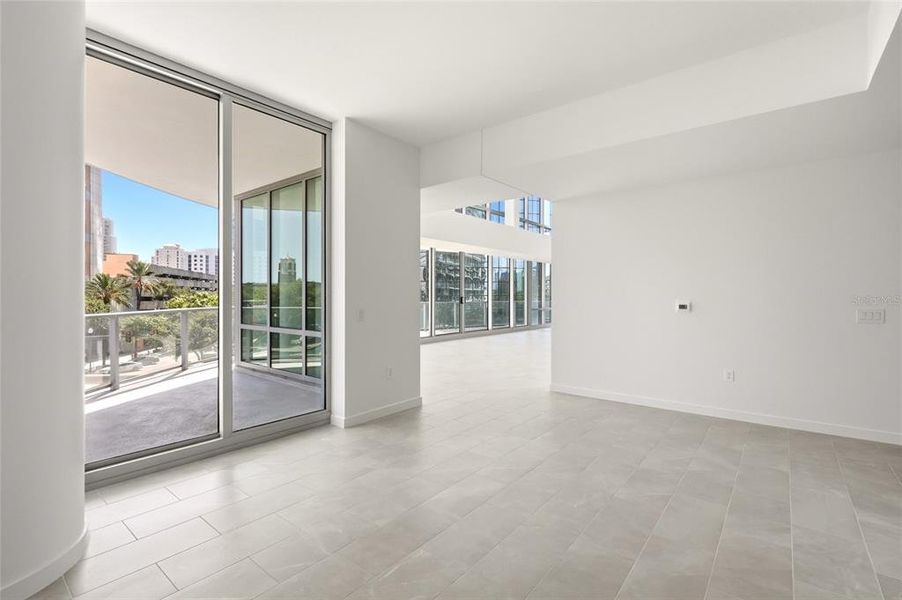 Spacious, unfurnished interior of a new home in , St. Petersburg (Image 54). Spacious, unfurnished interior of a new home in , St. Petersburg (Image 54).