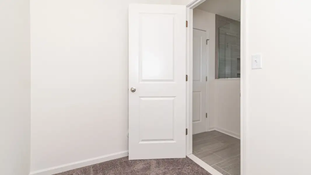 Representative unfurnished interior of a home built from the The Eaton by Norfolk Homes in Offsite Builds Southern Michigan, Ann Arbor (Image 43).