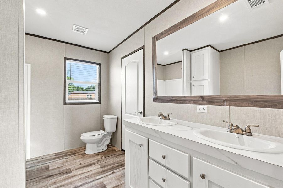 Furnished interior view inside a new home in , Conroe (Image 26).