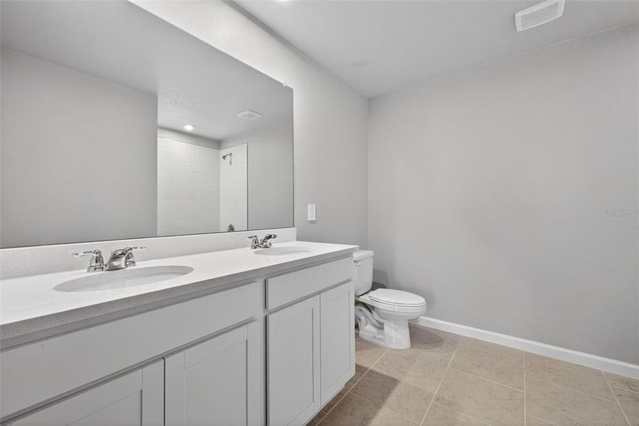 Furnished interior view inside a new home in Crosswind Ranch, Parrish (Image 9).