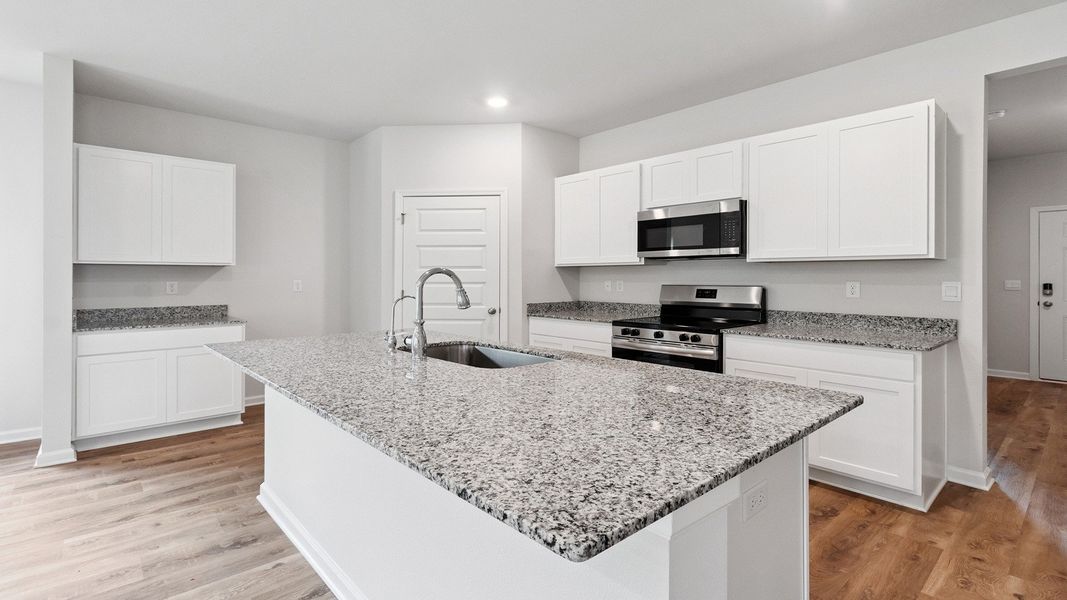 Furnished interior view inside a new home in Wesley Park, Crawfordville (Image 10).