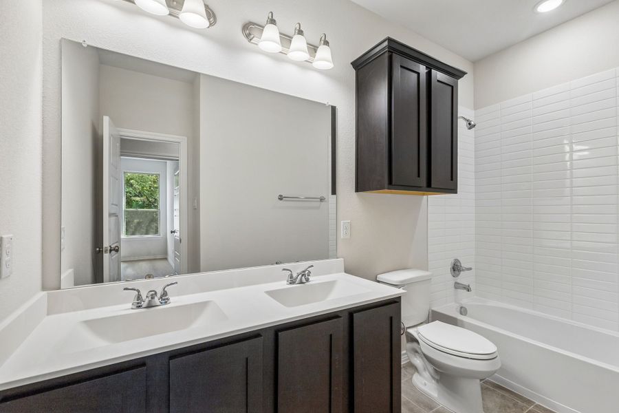 Furnished interior view inside a new home in Eagle Cove, Denton (Image 15).